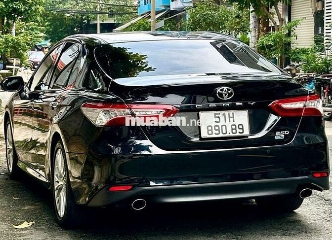 CHÍNH CHỦ BÁN Toyota Camry 2.5Q - 2021 CÒN NHƯ MỚI