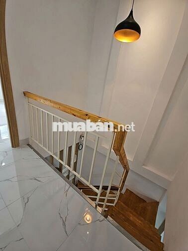 SÁT MẶT TIỀN KHÁNH HỘI ĐÚC BÊ TÔNG DIỆN TÍCH 41 M2