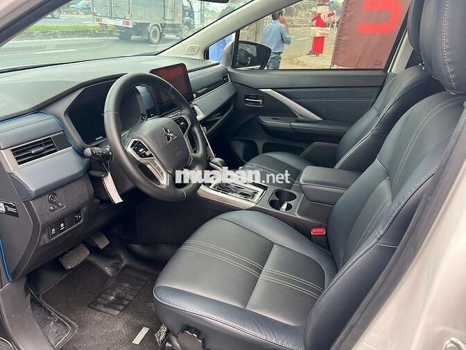 Mitsubishi Xpander Cross 2024 lướt chính hãng