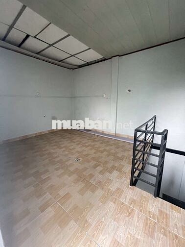 Nhà nhỏ HXH , tiện ích bao la , giá rẻ lắm lun . Lê Đình Cẩn , BT