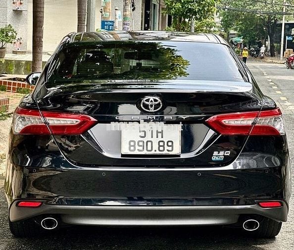 CHÍNH CHỦ BÁN Toyota Camry 2.5Q - 2021 CÒN NHƯ MỚI