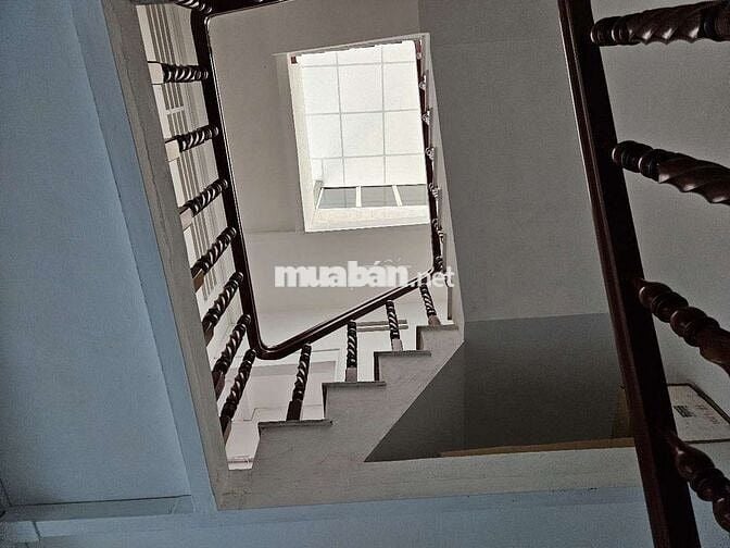 BÁN NHÀ 1TRỆT 2LẦU DTSD 160M² PHƯỜNG NINH KIỀU, GẦN ĐẠI HỌC CẦN THƠ