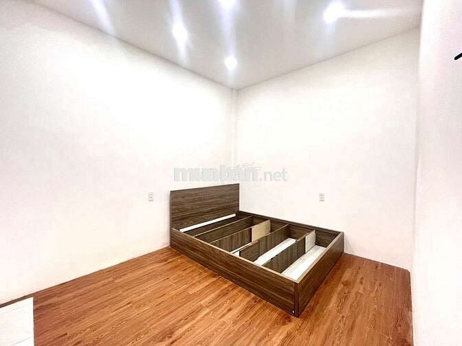 Chính chủ cho thuê 2PN/1PN rộng 80m2 ở Trần Tuấn Khải,Q5 ngay V.V.Kiệt