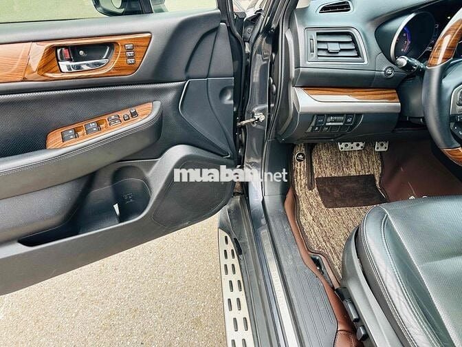 Subaru Outback 2.5AT sản xuất 2015