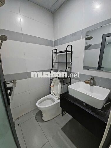 SÁT MẶT TIỀN KHÁNH HỘI ĐÚC BÊ TÔNG DIỆN TÍCH 41 M2