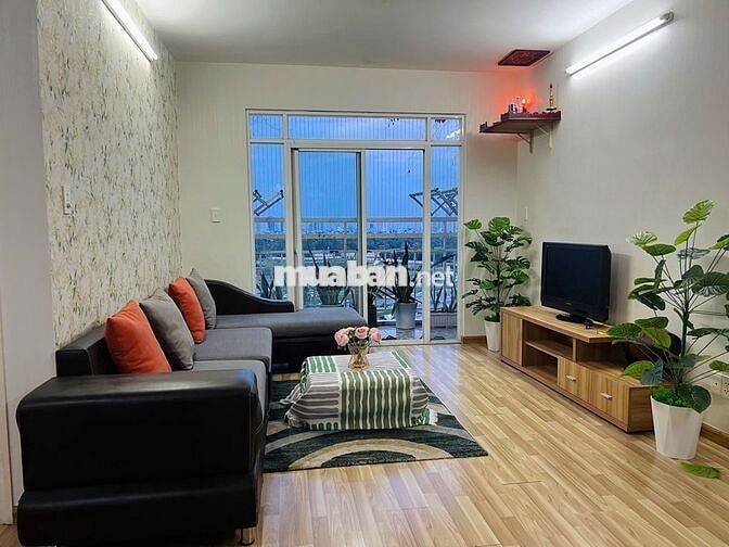 Bán CH 100m2 3PN 2WC có nội thất đẹp giá tốt Dự án 2ty880 - Happy City