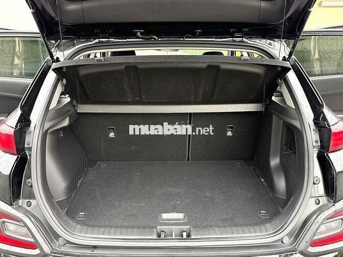 Hyundai Kona 2021 2.0 AT - 30000 km