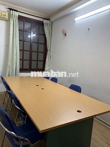 Cho thuê văn phòng lầu 2 mặt tiền đường Hoa Phú Nhuận