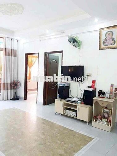 Chung cư lầu 1 rẻ thứ 2 Quận 11