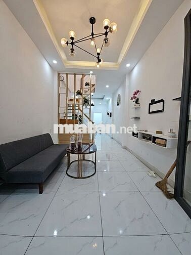 SÁT MẶT TIỀN KHÁNH HỘI ĐÚC BÊ TÔNG DIỆN TÍCH 41 M2