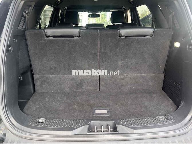 Ford Everest 4x2 Titanium 2.0 AT sx 2021