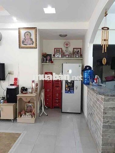 Chung cư lầu 1 rẻ thứ 2 Quận 11