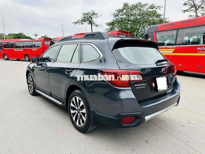Subaru Outback 2.5AT sản xuất 2015