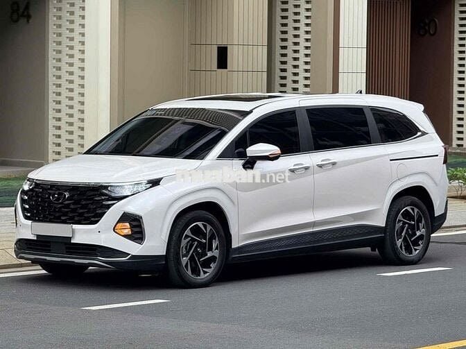 Hyundai Custin 2023 Cao Cấp 2.0T - 16.000 km