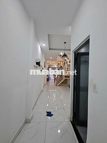 SÁT MẶT TIỀN KHÁNH HỘI ĐÚC BÊ TÔNG DIỆN TÍCH 41 M2