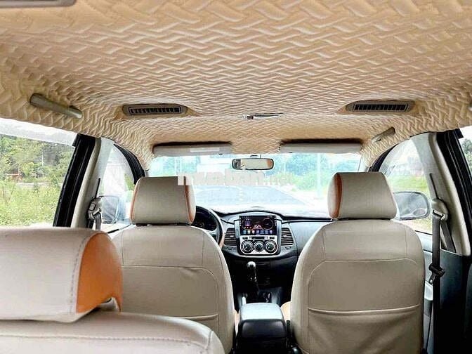 Toyota Innova 2018 2.0V - 100000 km