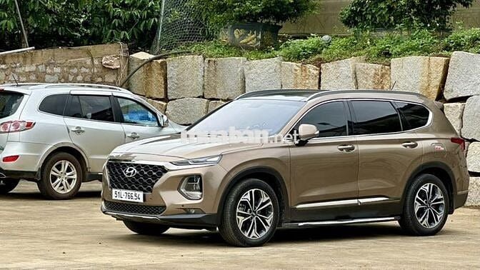 CHÍNH CHỦ BÁN Hyundai Santa Fe 2019 CÒN RẤT MỚI
