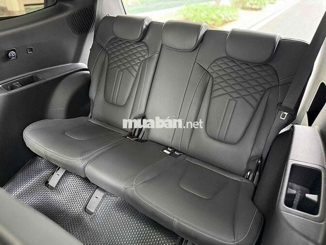 Hyundai Custin 2023 Cao Cấp 2.0T - 16.000 km