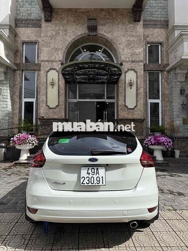 bán focus trend hatback sx 2018 odo 6v6 km như mới