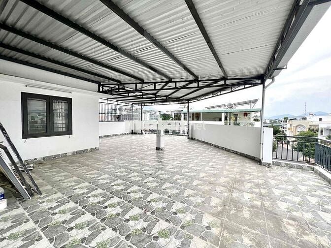 CHO THUÊ TOÀ NHÀ LÔ GỐC 600M2 HÀ QUANG 2 KINH DOANH TỰ DO