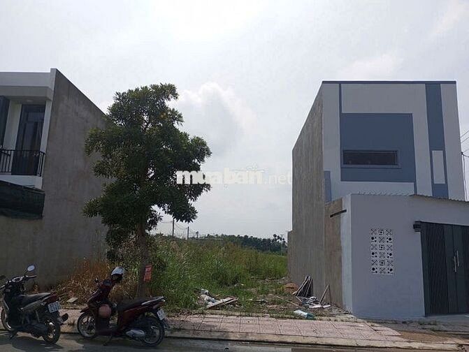 ĐẤT MẶT TIỀN VÕ VĂN TẦN,SÁT CHỢ ĐỨC HOÀ SHR,GIÁ CHỈ 1 TY950/125M,