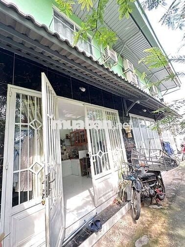 Nhà vi bằng chính chủ bán nhanh giấy tờ đầy đủ đóng thuế đất hàng năm