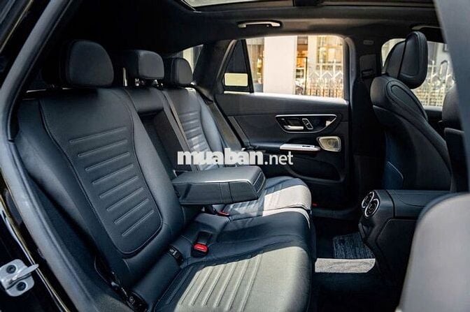 Bán GLC300  4MT - All New Sx 2023 300 - 9000 miles