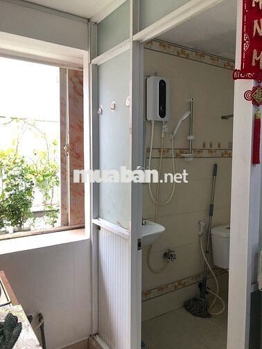 Phòng 81/ Phó Đức Chính, P1, Q. Bình Thạnh, giá thuê 3.5tr