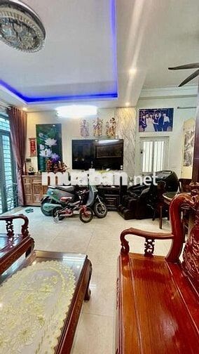 Bán nhà Cự Khối- Thống Nhất- Hạ Trại- Chủ tự xây gần siêu thị Aeon