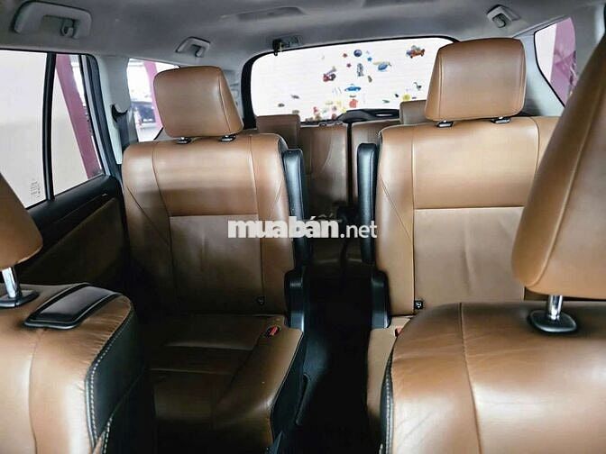 Toyota Innova 2017 2.0V 55000 km