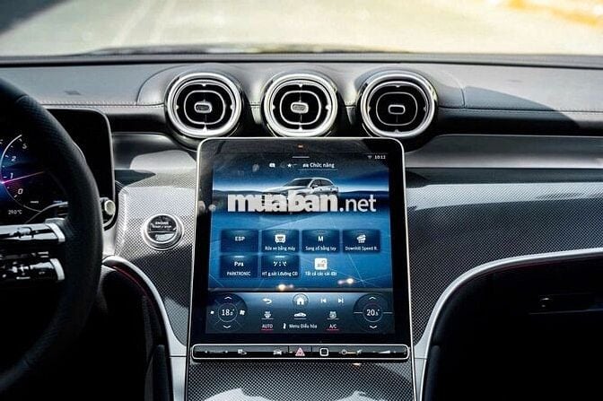 Bán GLC300  4MT - All New Sx 2023 300 - 9000 miles