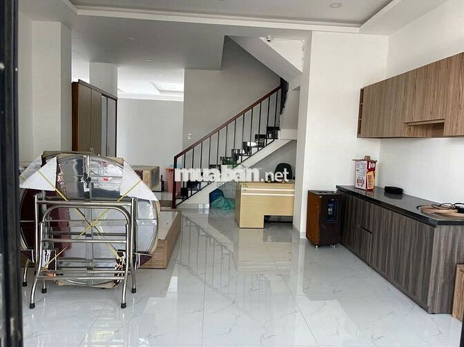 CHO THUÊ NHÀ 4 PHÒNG NGỦ KĐT MỸ GIA GÓI 2 GIÁ 15 TRIỆU/THÁNG