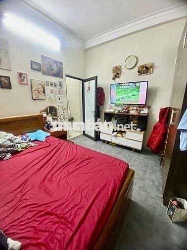 Bán nhà Cự Khối- Thống Nhất- Hạ Trại- Chủ tự xây gần siêu thị Aeon