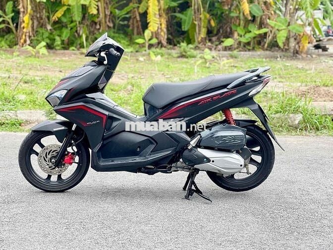 Cần bán aảiblade 2019