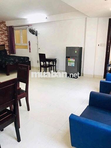 Căn hộ 2 giường ban công thoáng mát