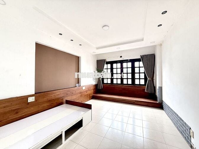 CHO THUÊ NHÀ Ở KINH DOANH TUYẾN ĐÔNG ĐÚC TRUNG TÂM GIÁ 20 TRIỆU/THÁNG