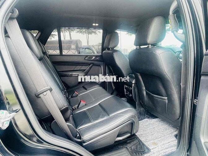 Ford Everest 2019 Titanium 4x4 AT hơn 11 vạn km!