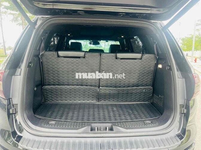 Ford Everest 2019 Titanium 4x4 AT hơn 11 vạn km!