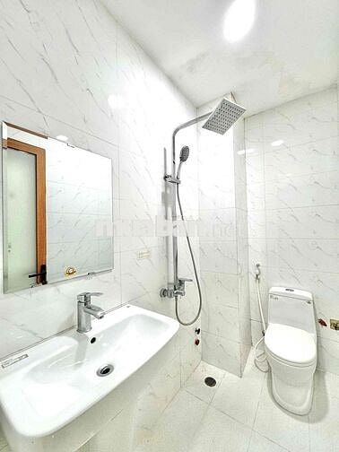 Phòng Mới Xây, Full Tiện Nghi Ngay ĐH Bách Khoa Q10