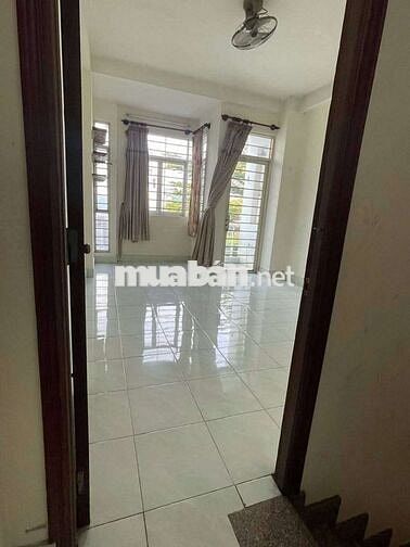 CHO THUÊ NHÀ MAT TIEN NI SU HUYNH LIÊN Q.TÂN BINH