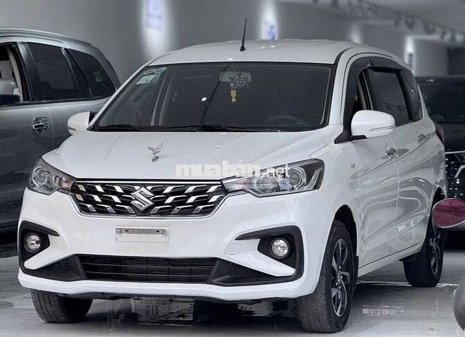 Suzuki Ertiga 2022 hybrid AT đẹp như mới