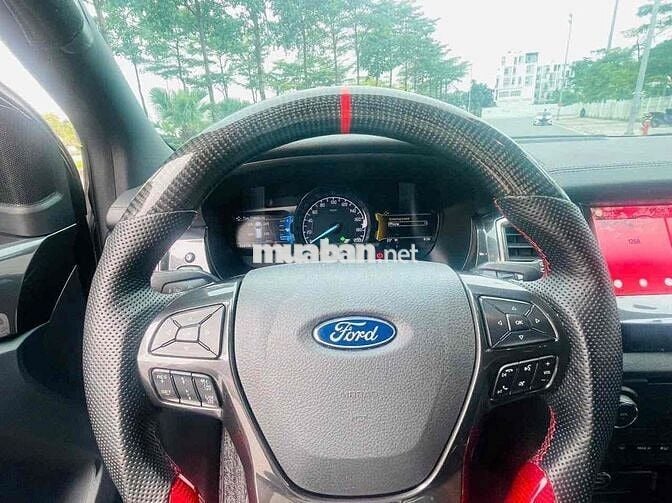 Ford Everest 2019 Titanium 4x4 AT hơn 11 vạn km!