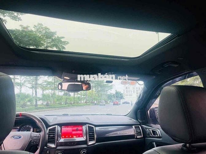 Ford Everest 2019 Titanium 4x4 AT hơn 11 vạn km!