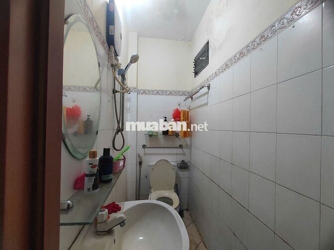 Phòng trọ nguyên tầng 3, 40m2, 1 PN, 1 phòng bếp riêng, nvs riêng