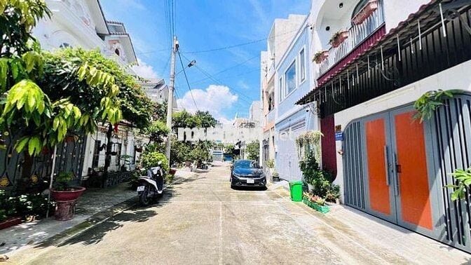 Chủ Kẹt Bán gấp biệt thự Vạn Xuân, hẻm 9m, đường Hà Huy Giáp, 120m2