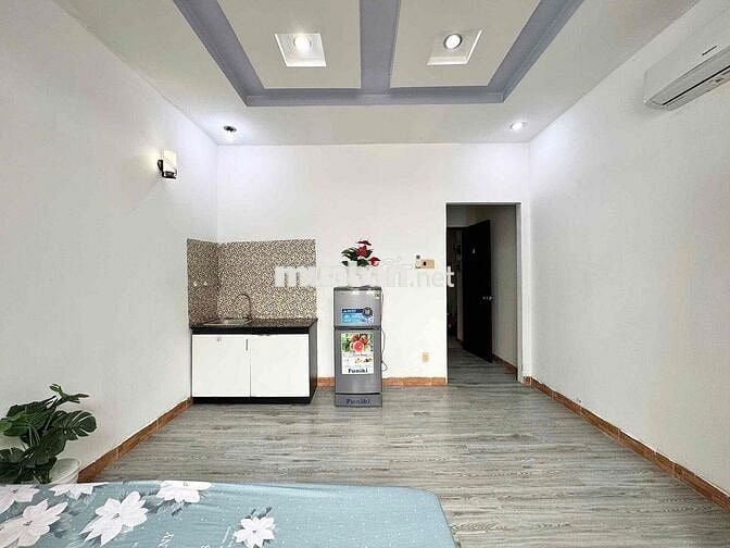 Cho Thuê Căn Hộ Cửa Sổ Full Nội Thất Rộng 27m2 Gần Đạu Học Bách Khoa