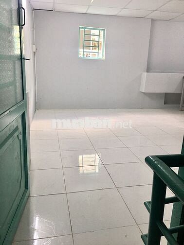 PHÒNG RỘNG, THOÁNG, MÁT GIÁ RẺ