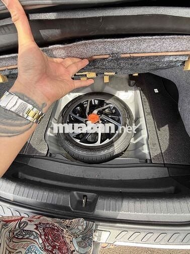 Cần nhượng lại em Vios 2021 số sàn (MT) màu bạc