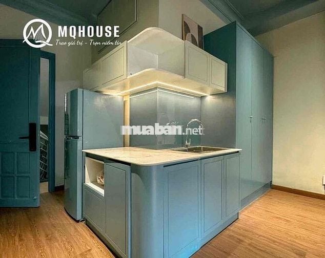 Căn Hộ Sang Xịn Ngay Vòng Xoay Dân Chủ, Ban Công, Đủ Nội Thất,