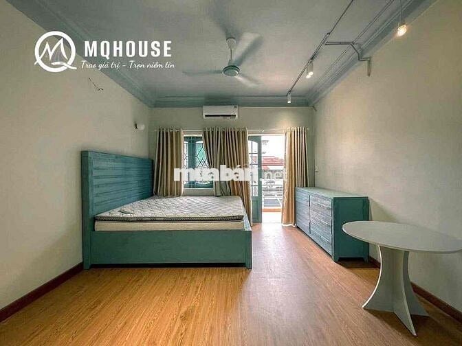 Căn Hộ Sang Xịn Ngay Vòng Xoay Dân Chủ, Ban Công, Đủ Nội Thất,